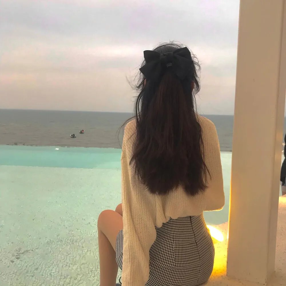 妖怪学校的新人教师 封面