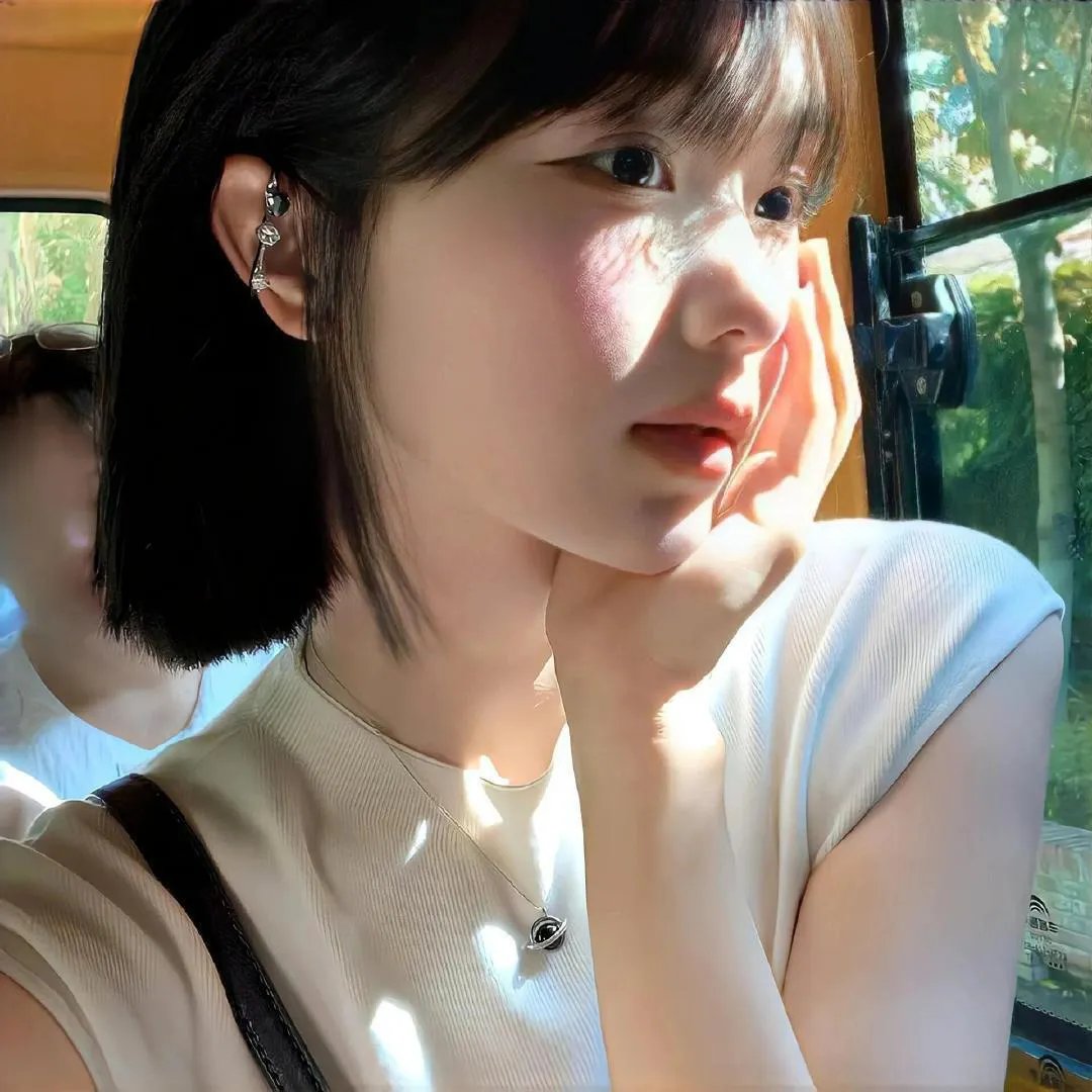 淘气小女巫 封面